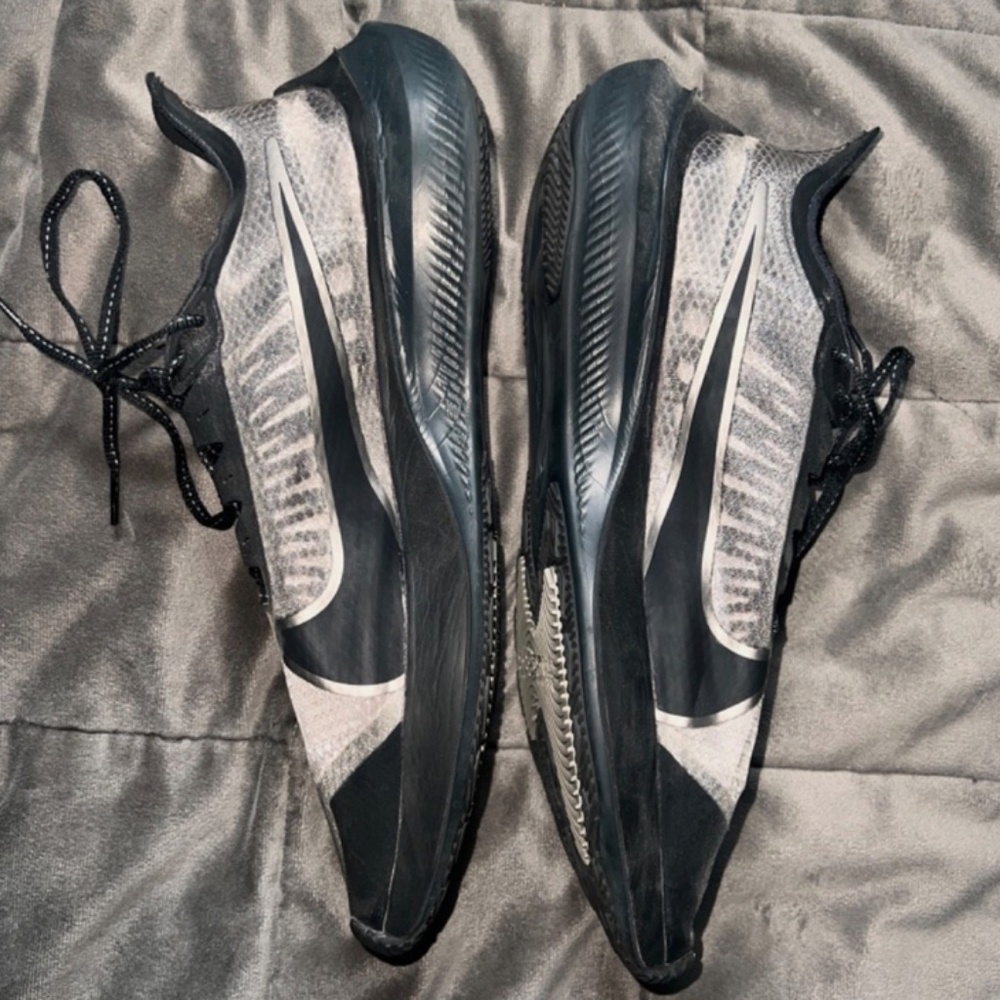 Nike zoom gravity black anthracite